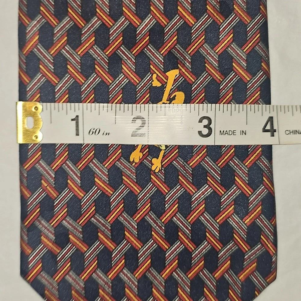 Paws Addiction Garfield, Patterned Men's Novelty Necktie Used - Picture 12 of 12